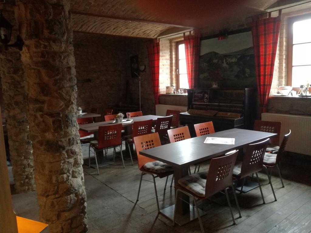 卡尔施泰因 乌拉瓦餐厅旅馆酒店 外观 照片
