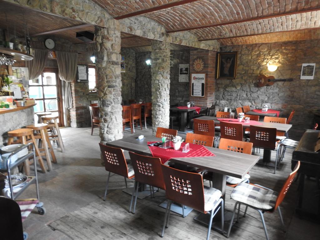 卡尔施泰因 乌拉瓦餐厅旅馆酒店 外观 照片